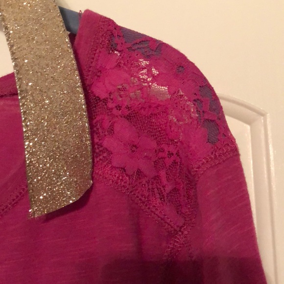 Lace Embellished Shoulder Top - Picture 4 of 5